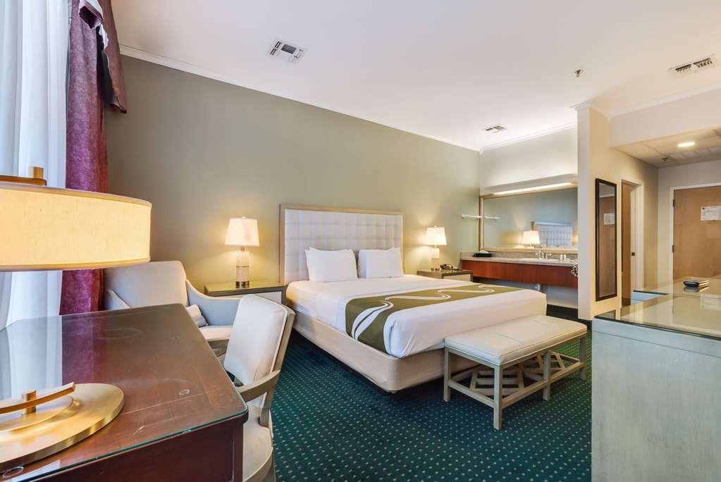 Quality Inn & Suites Conference Center Winter Haven Quarto foto